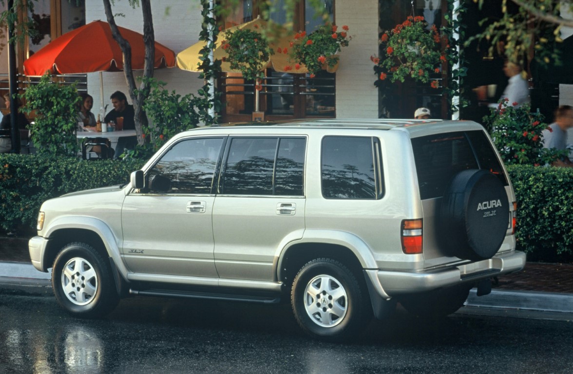 Acura SLX 3.5 V6 AWD (Automatic)